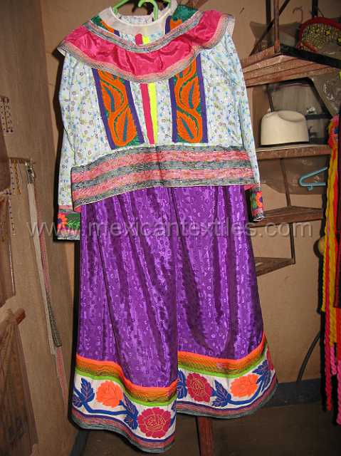 IMG_9331.JPG - Costume from Santa Teresa for sale in Jesus Maria.